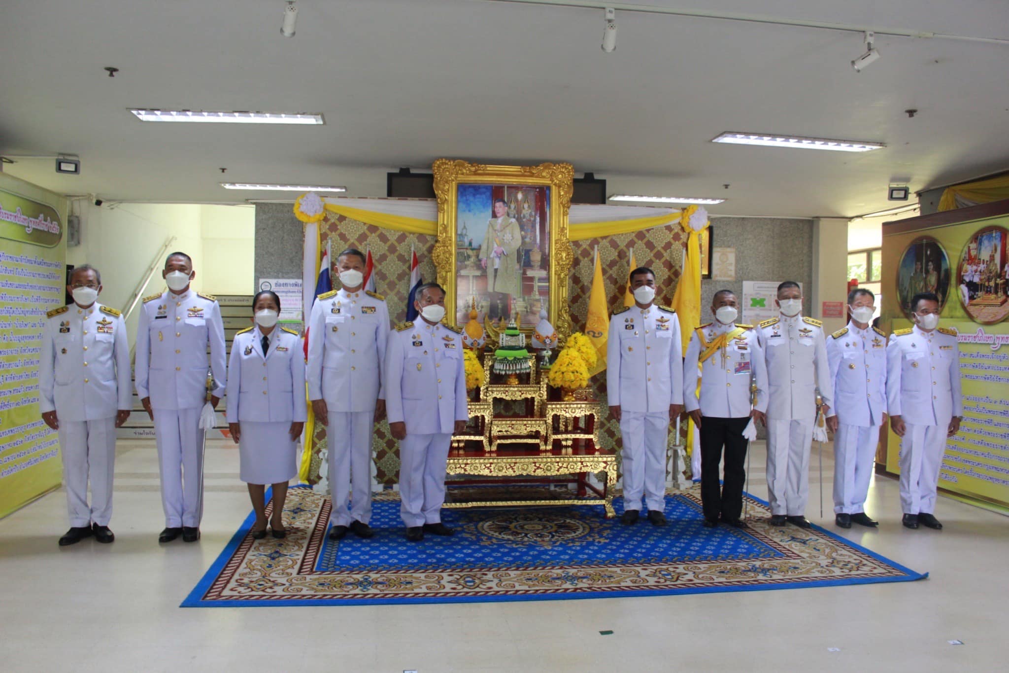 ??”พช.ปราจีนบุรี ร่วมพิธีลงนามถวายพระพรชัยมงคลเนื่องใน “วันฉัตรมงคล””