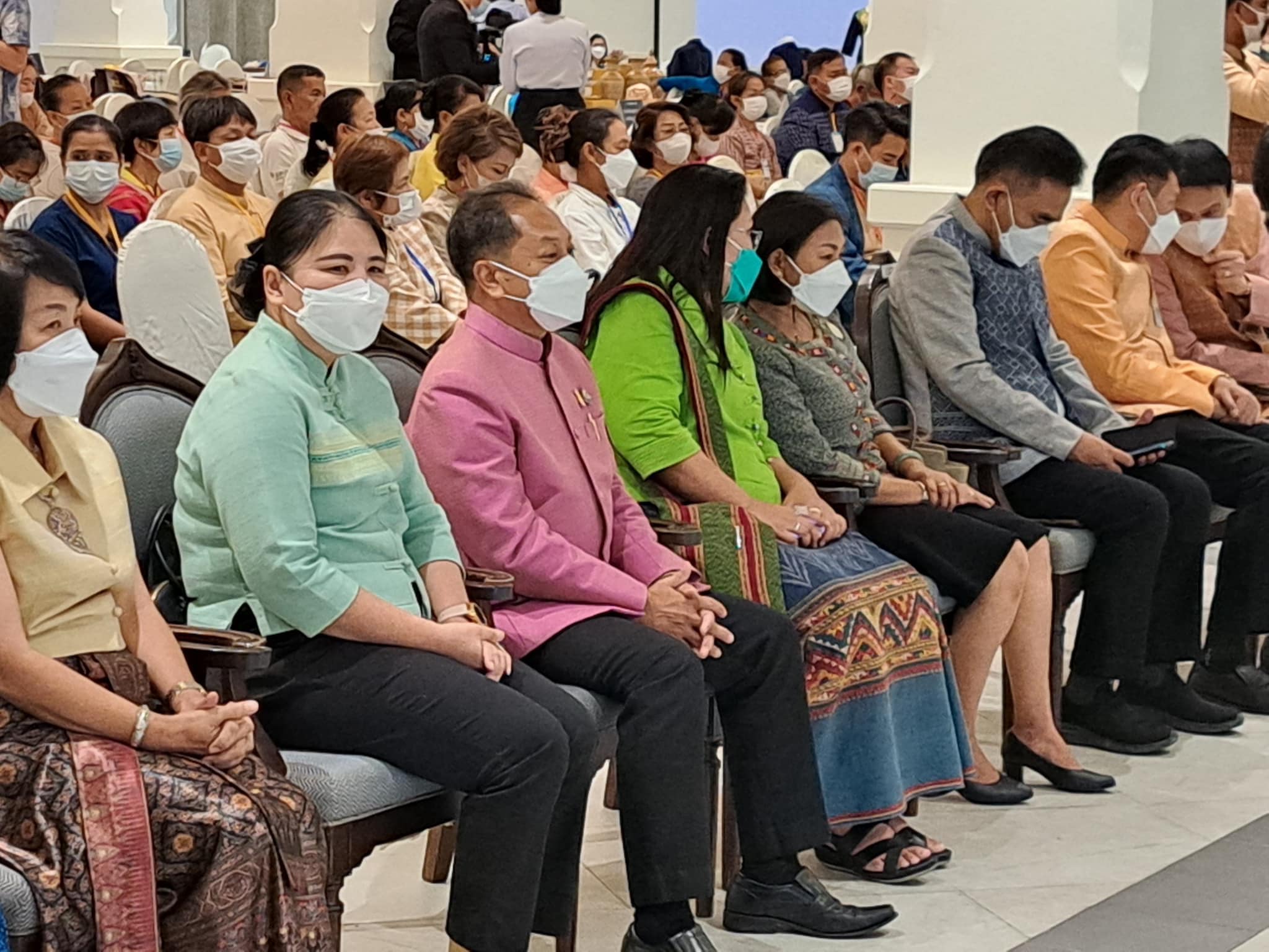 ??”พช.ปราจีนบุรี ร่วมโครงการพัฒนาศักยภาพผู้ผลิต ผู้ประกอบการประเภทผ้า และหัตถกรรมและโครงการจัดแสดงและจำหน่ายผลิตภัณฑ์ภูมิปัญญาผ้าไทย และงานหัตถกรรมชุมชน”