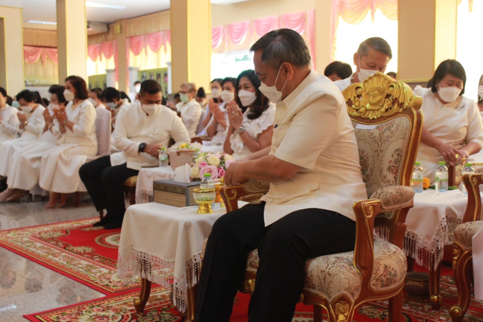 ✨✨”พช.ปราจีนบุรี ร่วมกิจกรรมเข้าวัดปฏิบัติธรรมวันธรรมสวนะ “ครอบครัวหิ้วตะกร้า ศรัทธาอิ่มบุญ อุดหนุนชุมชน””