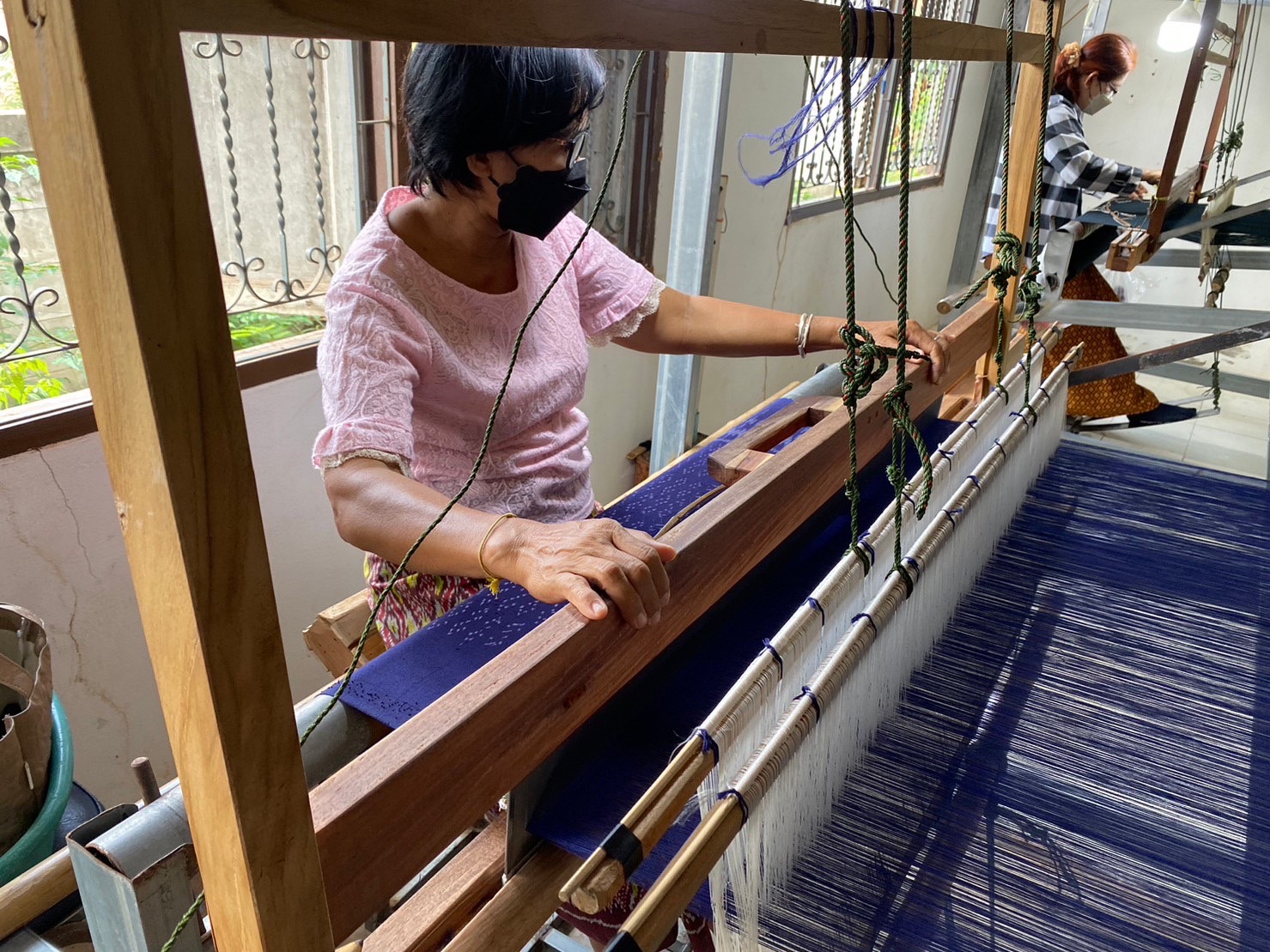 ✨✨”พช.ปราจีนบุรี ติดตามการดำเนินงานกลุ่มผู้ผลิต ผู้ประกอบการ OTOP ประเภทผ้าและงานหัตถกรรม”