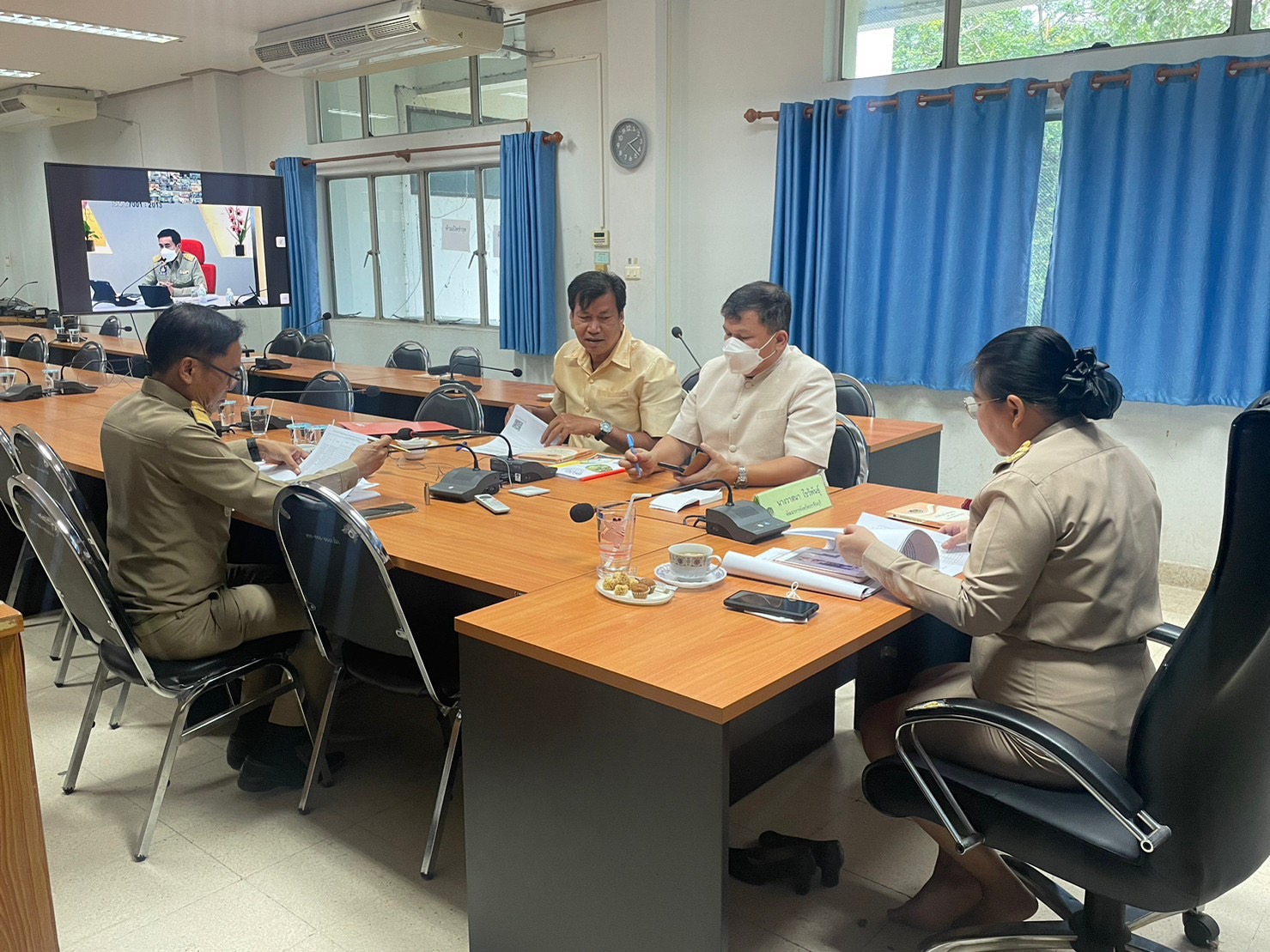 ??”พช.ปราจีนบุรี ร่วมประชุมชี้แจงการบริหารจัดการฐานข้อมูลขนาดใหญ่ (Big Data) กรมการพัฒนาชุมชน : ฐานข้อมูลศูนย์เรียนรู้การพัฒนาคุณภาพชีวิตตามหลักทฤษฎีใหม่ ประยุกต์สู่ “โคก หนอง นา โมเดล””