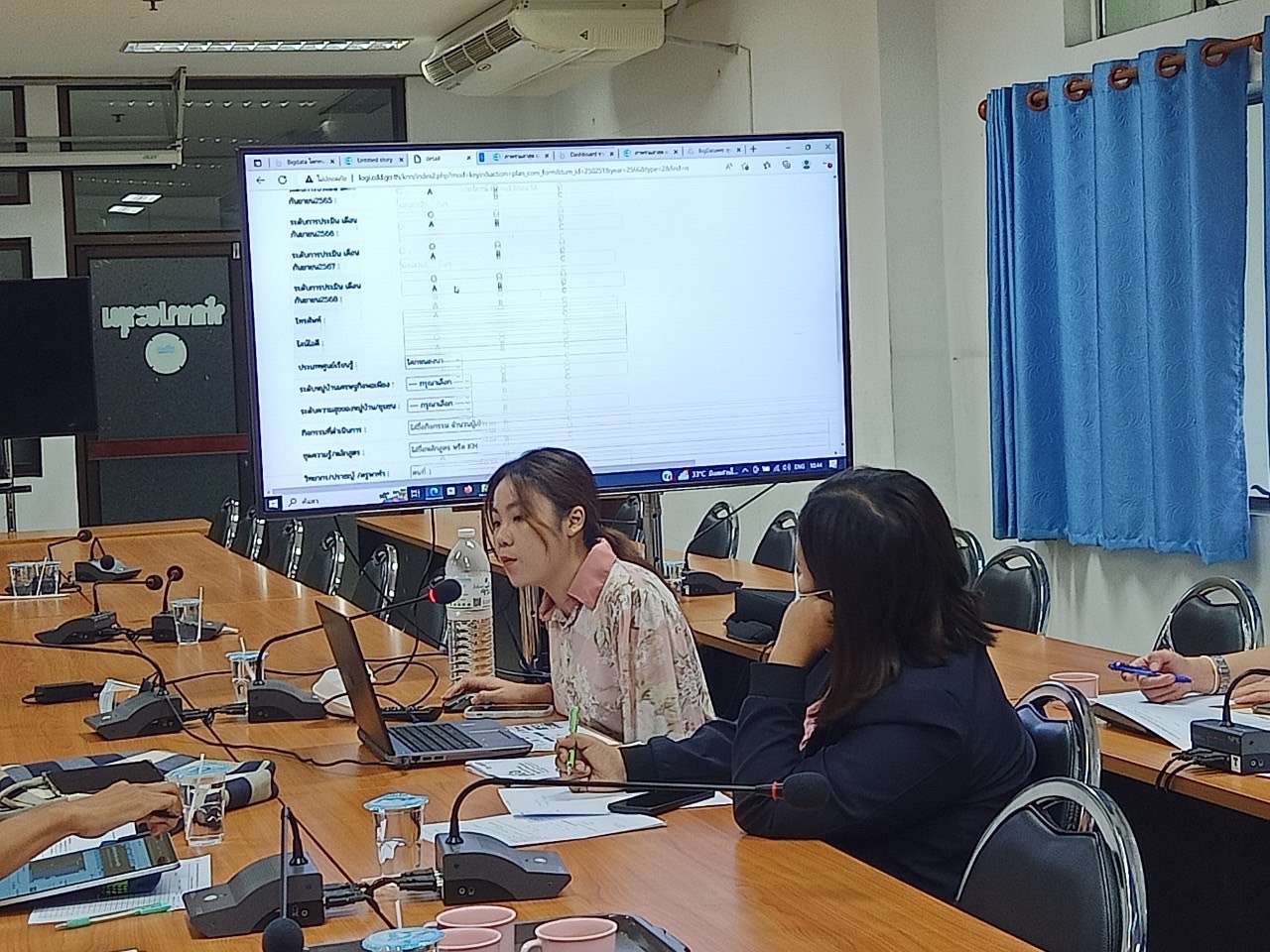 ??”พช.ปราจีนบุรี ประชุมชี้แจงการบริหารจัดการฐานข้อมูลขนาดใหญ่ (Big Data) กรมการพัฒนาชุมชน : ฐานข้อมูลศูนย์เรียนรู้การพัฒนาคุณภาพชีวิตตามหลักทฤษฎีใหม่ ประยุกต์สู่ “โคก หนอง นา โมเดล””