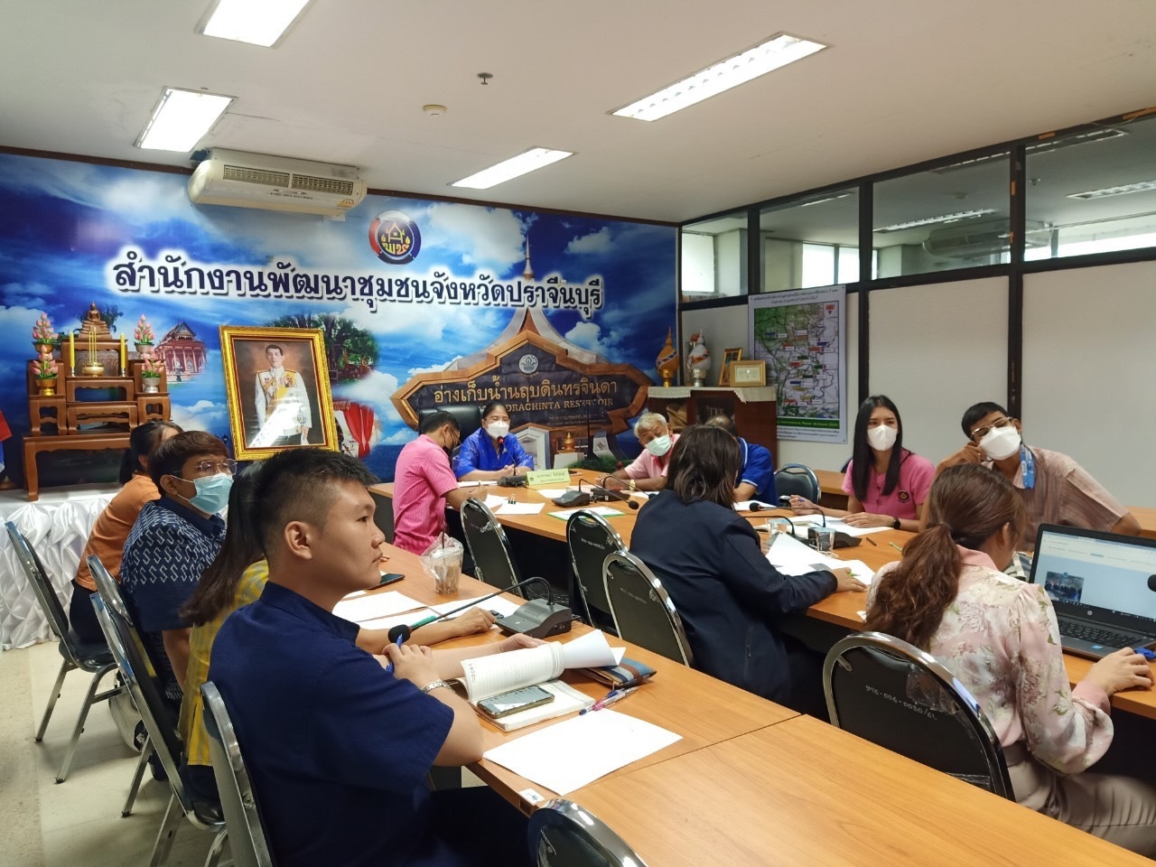 ??”พช.ปราจีนบุรี ประชุมชี้แจงการบริหารจัดการฐานข้อมูลขนาดใหญ่ (Big Data) กรมการพัฒนาชุมชน : ฐานข้อมูลศูนย์เรียนรู้การพัฒนาคุณภาพชีวิตตามหลักทฤษฎีใหม่ ประยุกต์สู่ “โคก หนอง นา โมเดล””