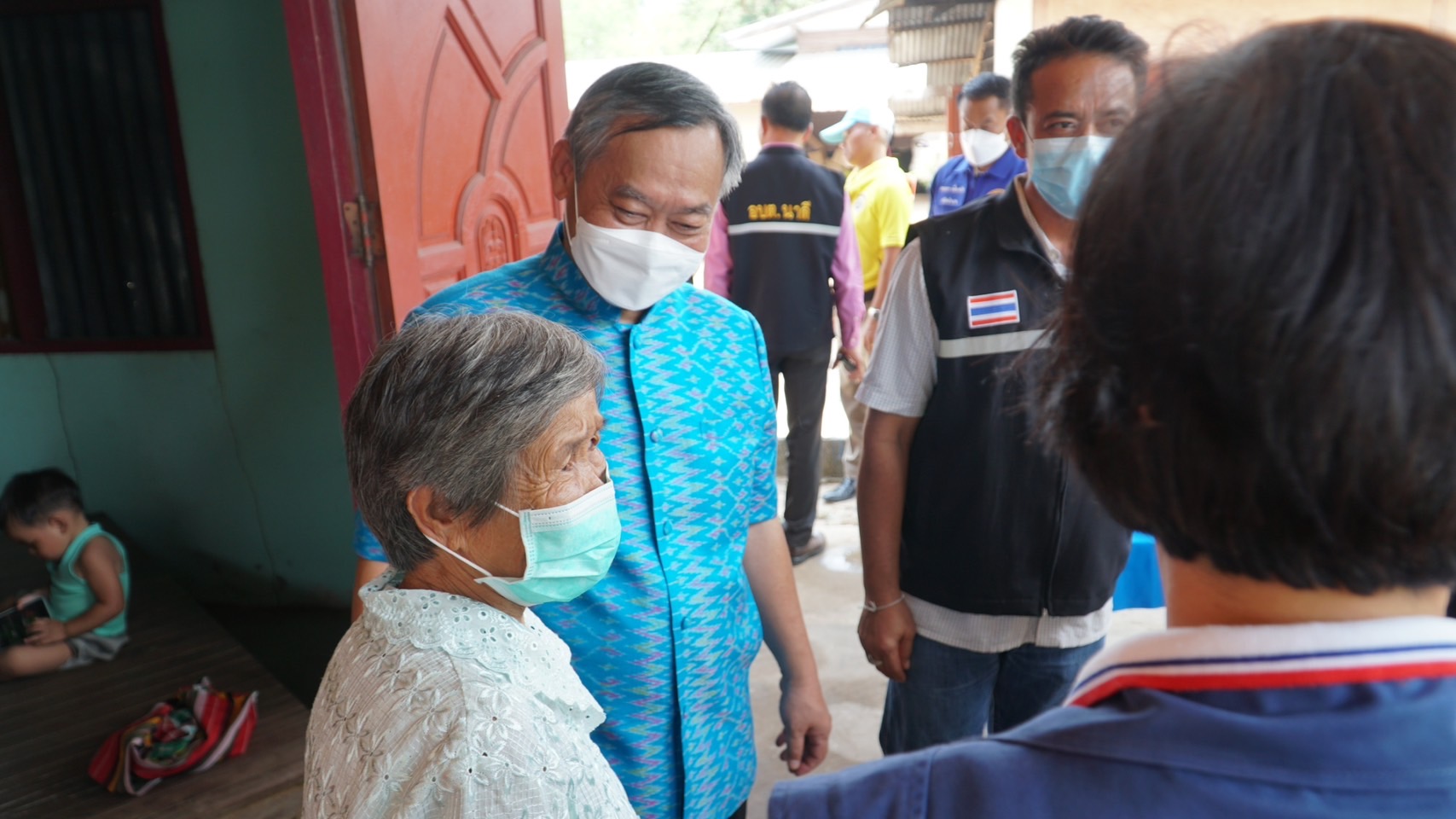 ??”พช.ปราจีนบุรี ร่วมกับมูลนิธิกองทุนช่วยเหลือผู้ประสบภัยพิบัติจังหวัดปราจีนบุรี มอบเงินช่วยเหลือครอบครัวผู้ประสบเหตุอัคคีภัย”
