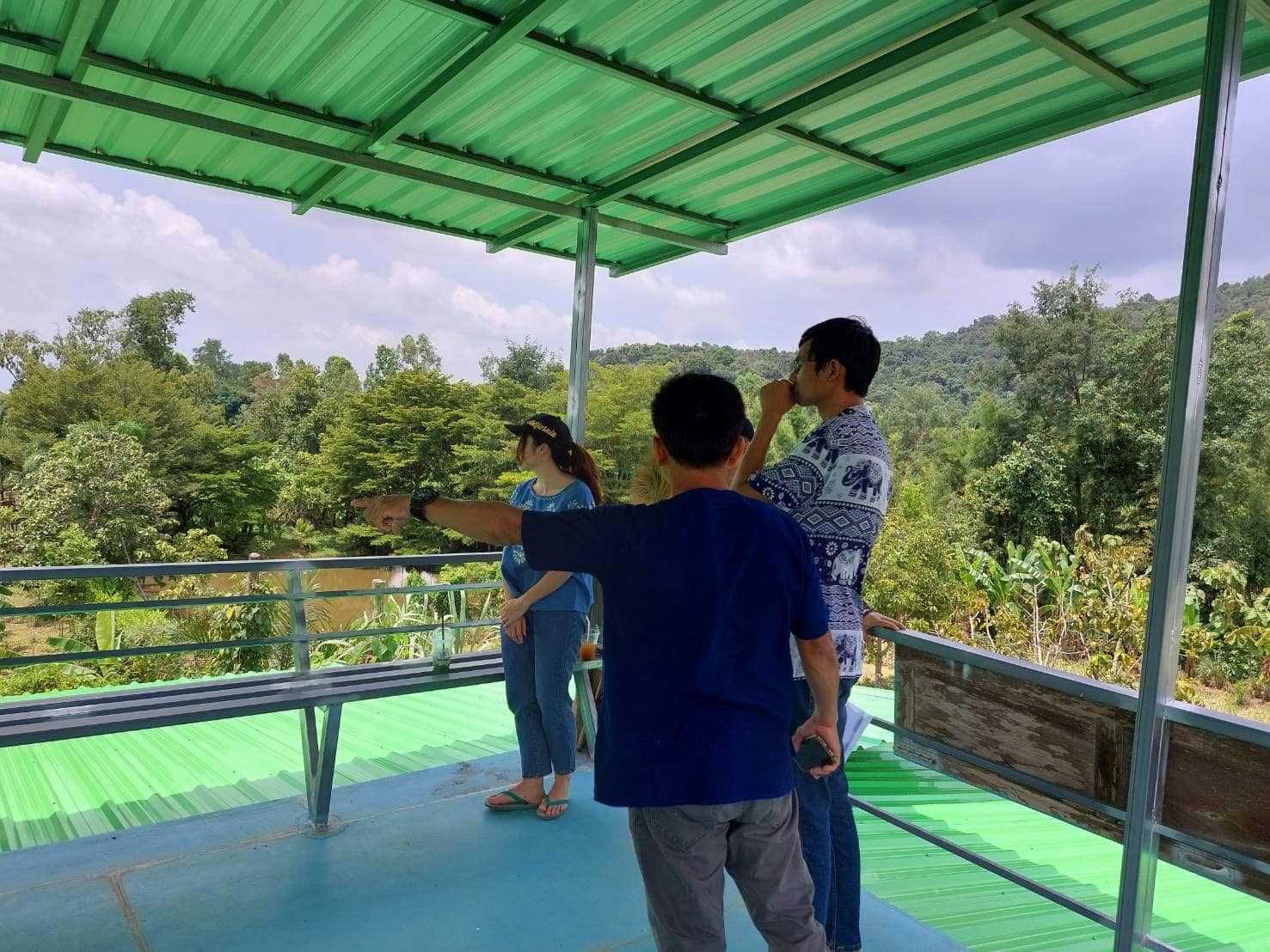 ✨✨”พช.ปราจีนบุรี ร่วมการถ่ายทำสื่อบทเรียนผลสำเร็จขจัดความยากจน โครงการการสร้างนักขับเคลื่อนยุทธศาสตร์นำการเปลี่ยนแปลง ประจำปีงบประมาณ พ.ศ. 2566 อำเภอเมืองปราจีนบุรี”