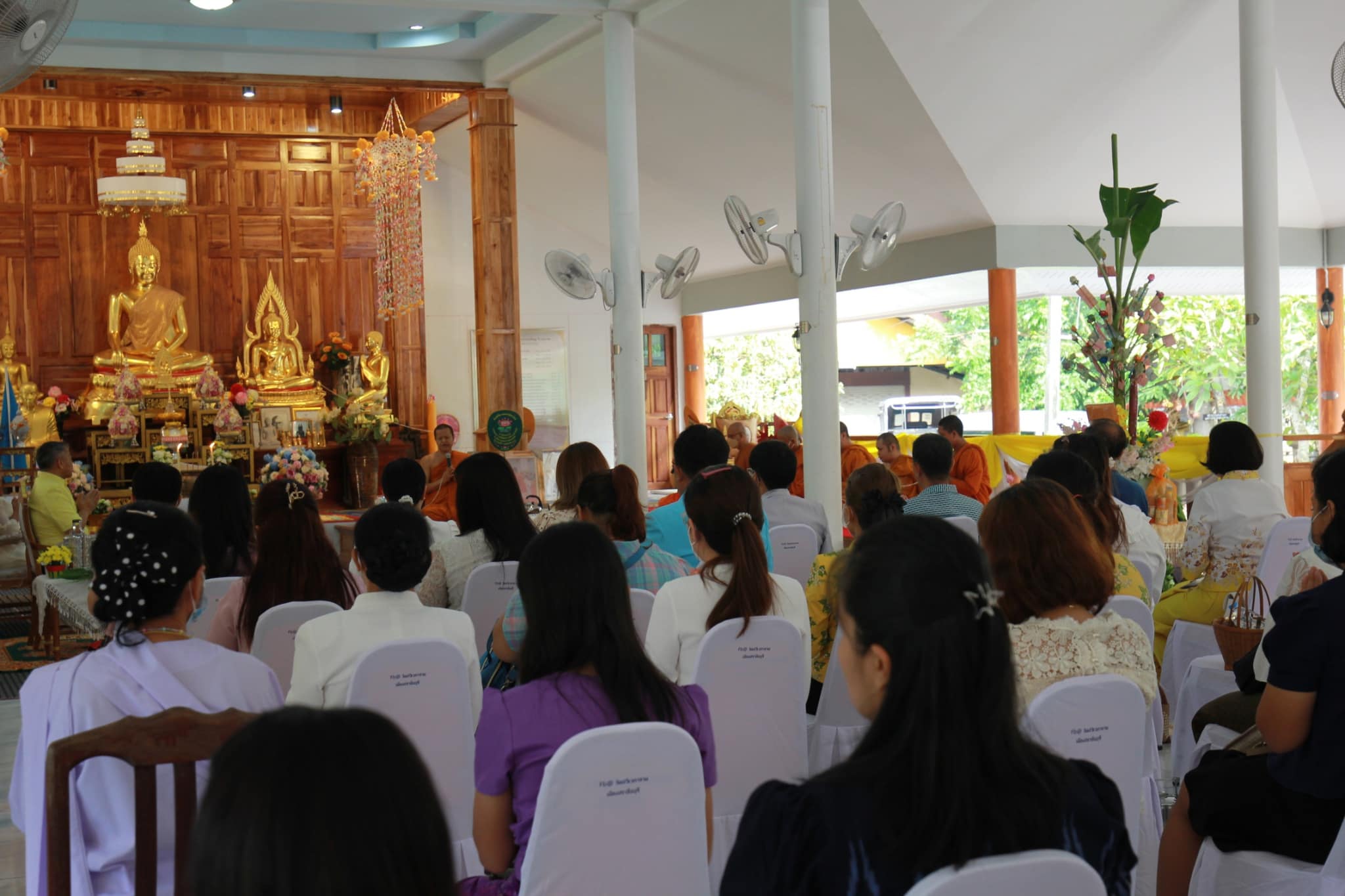 ✨✨”พช.ปราจีนบุรี ร่วมโครงการเข้าพรรษา ผู้ว่าฯ พาเข้าวัด หิ้วปิ่นโต แต่งผ้าไทย ประจำปี 2566”