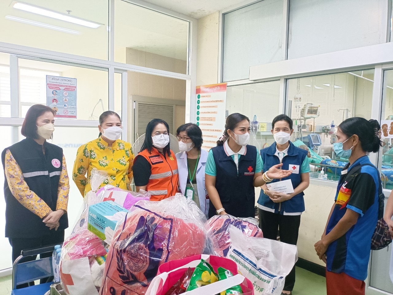 👇👇”พช.ปราจีนบุรี ร่วมกับมูลนิธิกองทุนช่วยเหลือผู้ประสบภัยพิบัติจังหวัดปราจีนบุรี ช่วยเหลือครัวเรือนผู้ประสบเหตุอัคคีภัย”