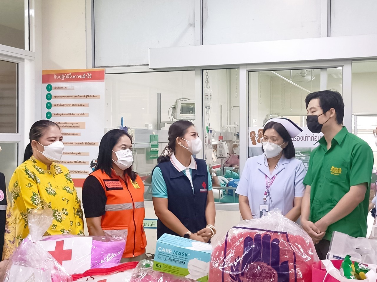 👇👇”พช.ปราจีนบุรี ร่วมกับมูลนิธิกองทุนช่วยเหลือผู้ประสบภัยพิบัติจังหวัดปราจีนบุรี ช่วยเหลือครัวเรือนผู้ประสบเหตุอัคคีภัย”