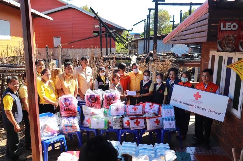✨✨”พช.ปราจีนบุรี ร่วมกับมูลนิธิกองทุนช่วยเหลือผู้ประสบภัยพิบัติจังหวัดปราจีนบุรี ช่วยเหลือครัวเรือนผู้ประสบอัคคีภัย”