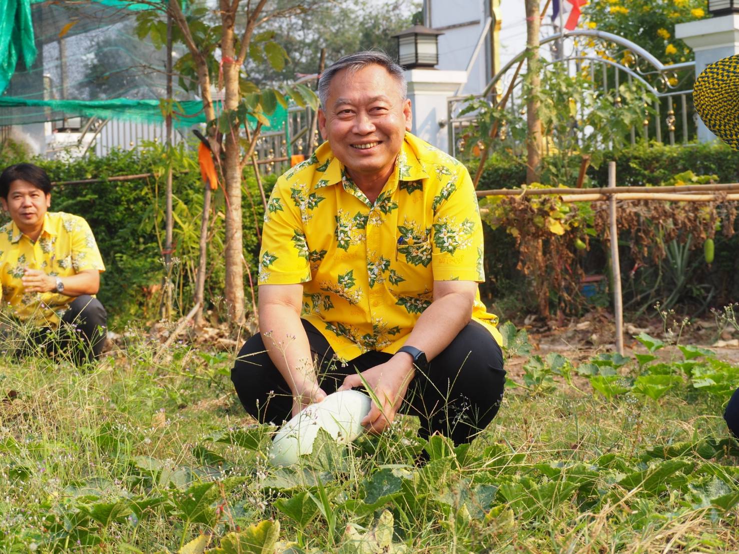 พช.ปราจีนบุรี ดำเนินกิจกรรมผู้นำต้องทำก่อน เปิดจวนผู้ว่าฯน้อมนำแนวพระราชดำริฯ ขยายผลสร้างความมั่นคงทางอาหาร “บ้านนี้มีรัก ปลูกผักกินเอง”