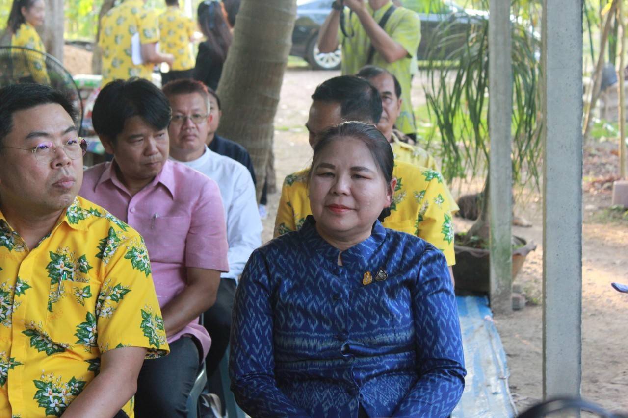🌈🌳🥭📢 ผู้ตรวจกระทรวงมหาดไทย ลงพื้นที่เยี่ยมศูนย์เรียนรู้แปลงโคกหนองนา