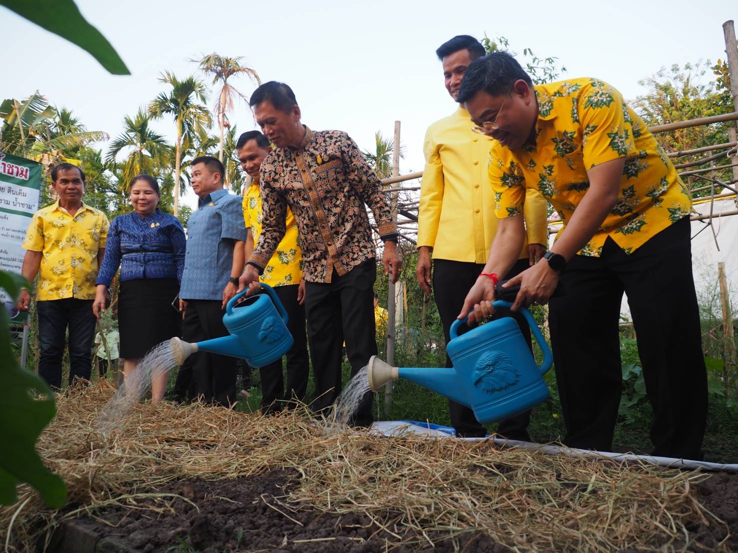 🌈🌳🥭📢 ผู้ตรวจกระทรวงมหาดไทย ลงพื้นที่เยี่ยมศูนย์เรียนรู้แปลงโคกหนองนา