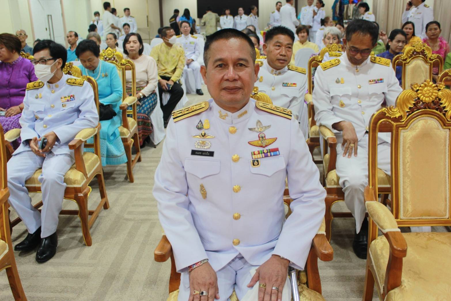 ผู้ว่าราชการจังหวัดปราจีนบุรี จัดพิธีมอบแบบลายผ้าพระราชทาน “ผ้าลายสิริวชิราภรณ์” ให้กับช่างทอผ้าทุกกลุ่ม ทุกเทคนิค เพื่อพัฒนาคุณภาพชีวิตประชาชนอย่างยั่งยืน