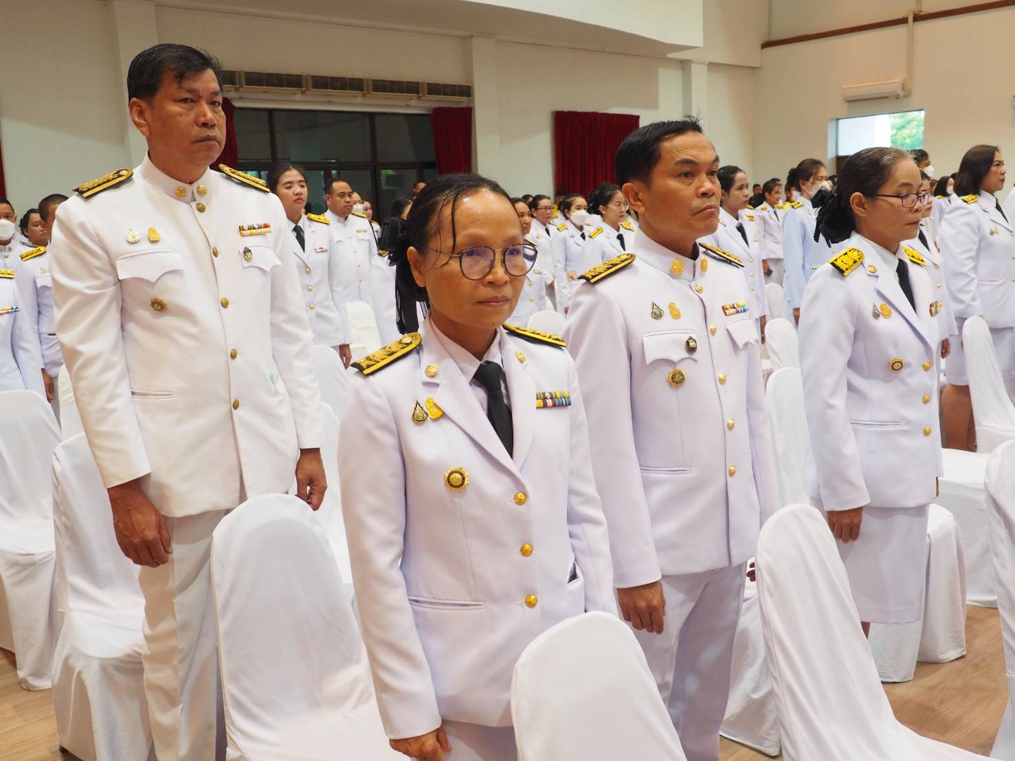 🏡พช.ปราจีนบุรี ร่วม พิธีมอบเกียรติบัตรและเข็มเชิดชูเกียรติให้แก่ข้าราชการพลเรือนดีเด่น และมอบเกียรติบัตรให้แก่ข้าราชการพลเรือนดีเด่นระดับจังหวัด ประจำปี พ.ศ.2566