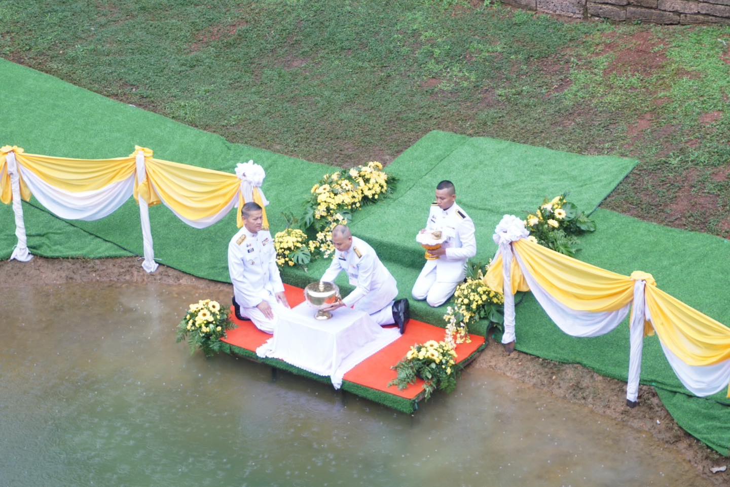พช.ปราจีนบุรี ร่วมพิธีจัดทำน้ำพระพุทธมนต์ศักดิ์สิทธิ์ งานเฉลิมพระเกียรติพระบาทสมเด็จพระเจ้าอยู่หัว เนื่องในโอกาสพระราชพิธีมหามงคลเฉลิมพระชนมพรรษา 6 รอบ 28 กรกฎาคม 2567
