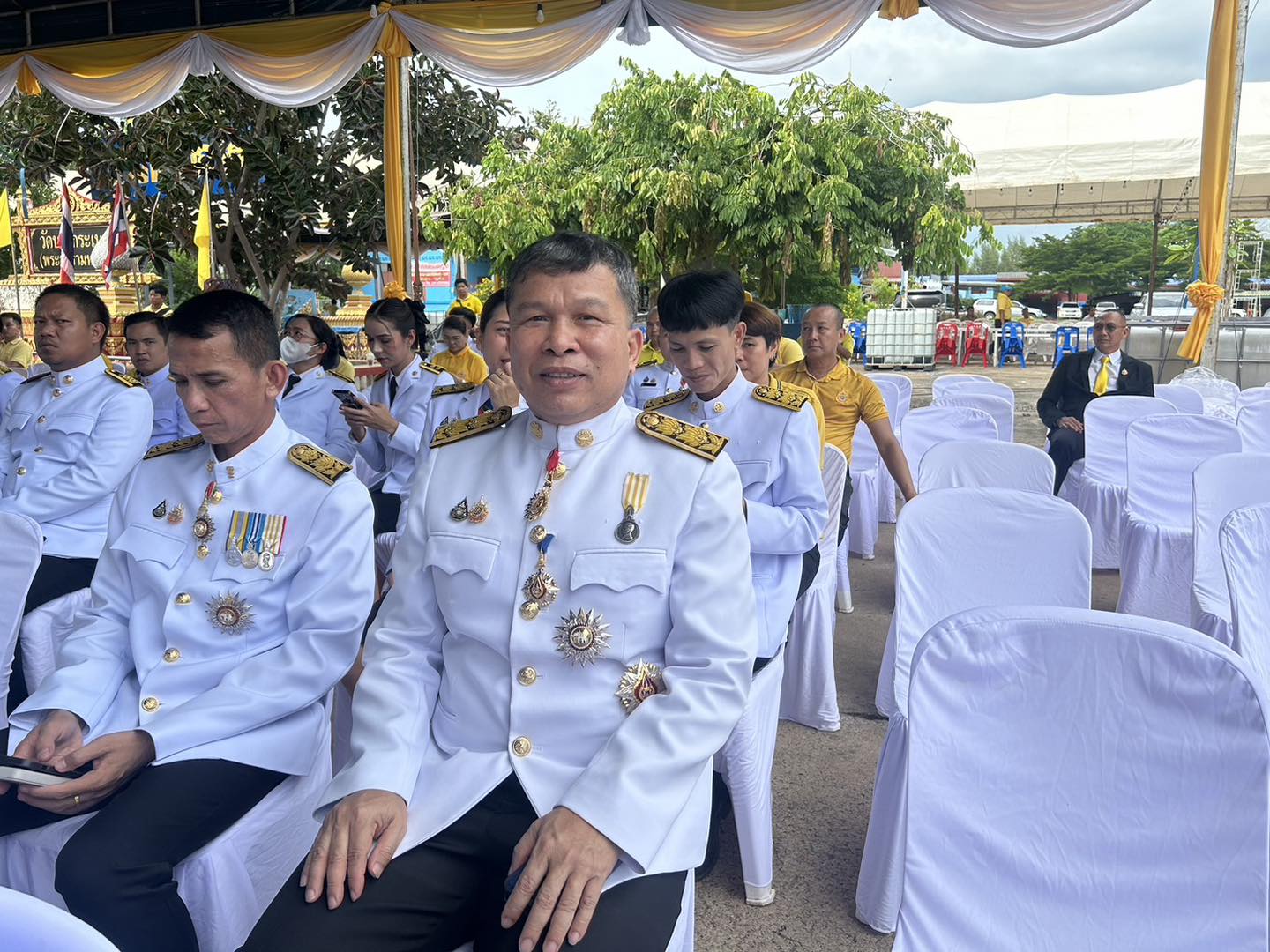 พช.ปราจีนบุรี ร่วมพิธีเสกน้ำพระพุทธมนต์ศักดิ์สิทธิ์ เพื่อใช้ในงานเฉลิมพระเกียรติพระบาทสมเด็จพระเจ้าอยู่หัว เนื่องในโอกาสพระราชพิธีมหามงคลเฉลิมพระชนมพรรษา 6 รอบ 28 กรกฎาคม 2567