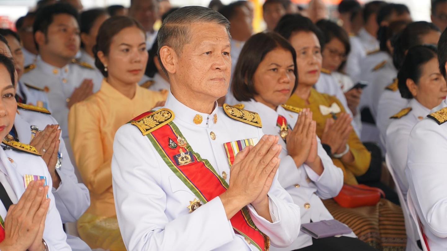 พช.ปราจีนบุรี ร่วมพิธีเสกน้ำพระพุทธมนต์ศักดิ์สิทธิ์ เพื่อใช้ในงานเฉลิมพระเกียรติพระบาทสมเด็จพระเจ้าอยู่หัว เนื่องในโอกาสพระราชพิธีมหามงคลเฉลิมพระชนมพรรษา 6 รอบ 28 กรกฎาคม 2567