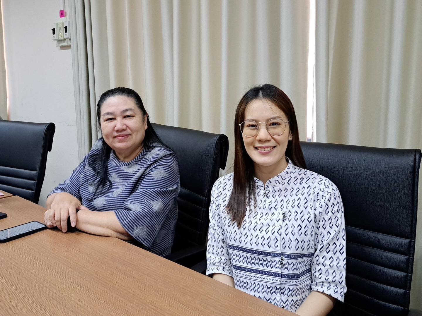 พช.ปราจีนบุรี จัดประชุมกิจกรรมที่ 2 พัฒนาผลิตภัณฑ์ OTOP โดยเครือข่ายองค์ความรู้ (Knowledge – Based OTOP : KBO) จังหวัด