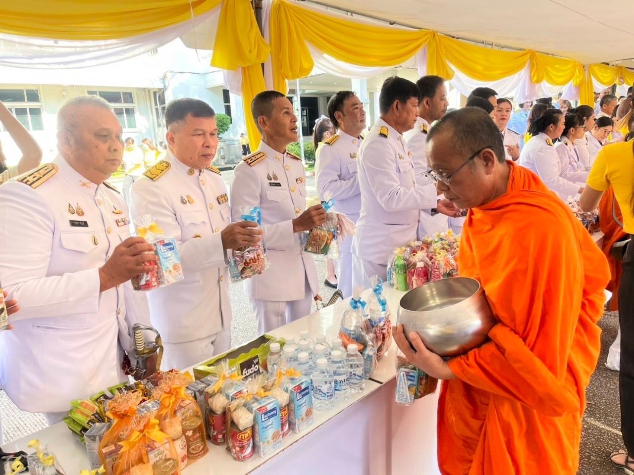 พช.ปราจีนบุรี ร่วมกิจกรรมเนื่องในวันคล้ายวันสวรรคต พระบาทสมเด็จพระบรมชนกาธิเบศร มหาภูมิพลอดุลยเดชมหาราช บรมนาถบพิตร 13 ตุลาคม “วันนวมินทรมหาราช”