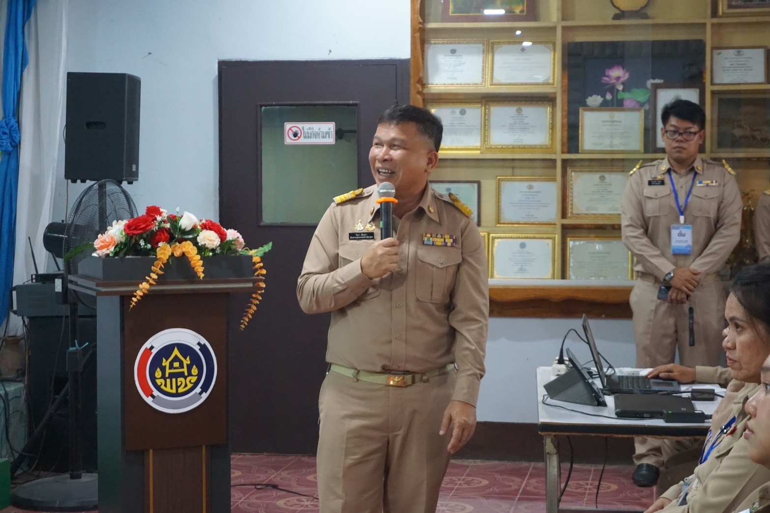 พช.ปราจีนบุรี จัดกิจกรรมสรุปผลการฝึกอบรมภาคสนาม และรับมอบพัฒนากรรุ่นที่ 128