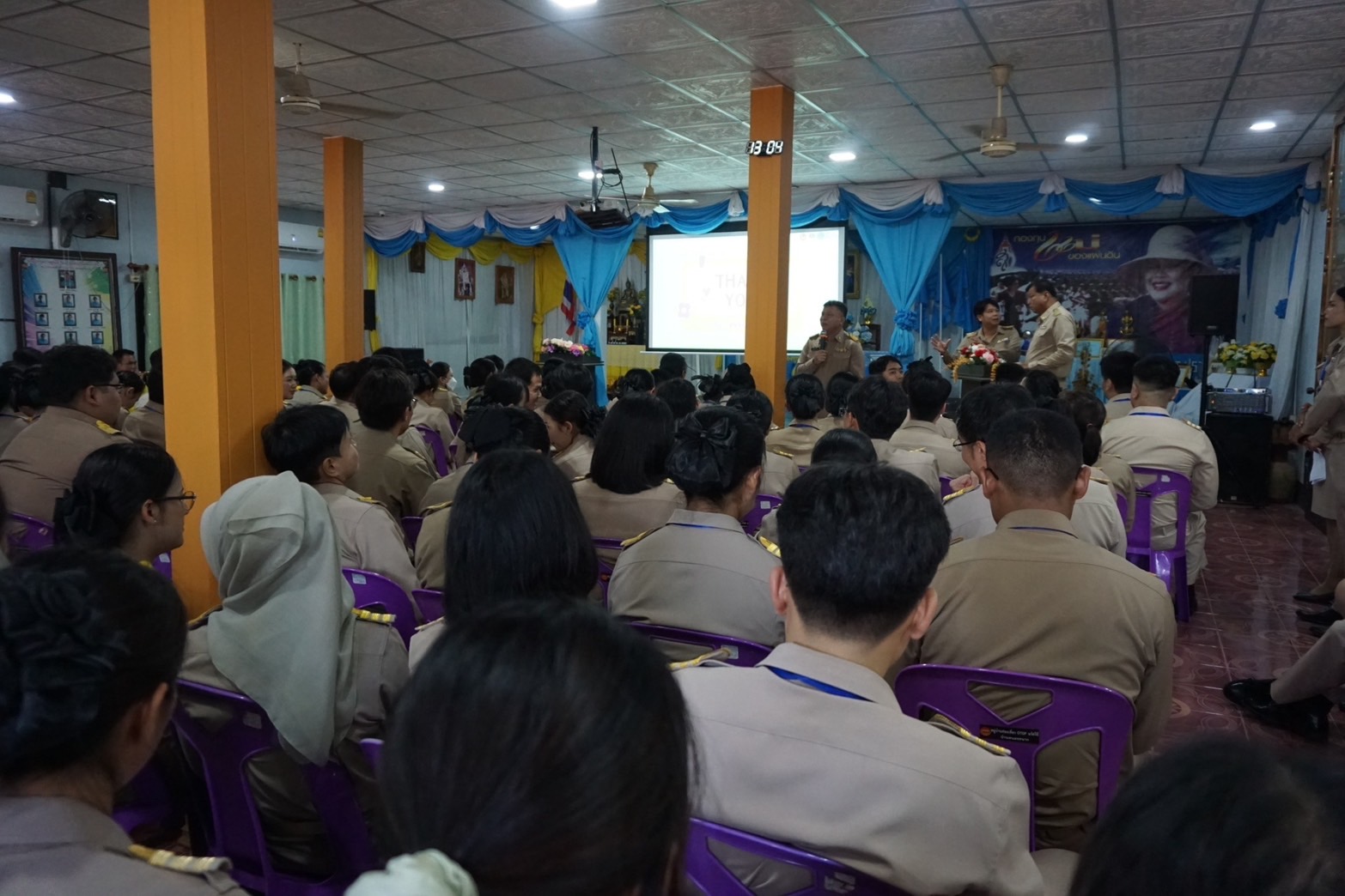 พช.ปราจีนบุรี จัดกิจกรรมสรุปผลการฝึกอบรมภาคสนาม และรับมอบพัฒนากรรุ่นที่ 128
