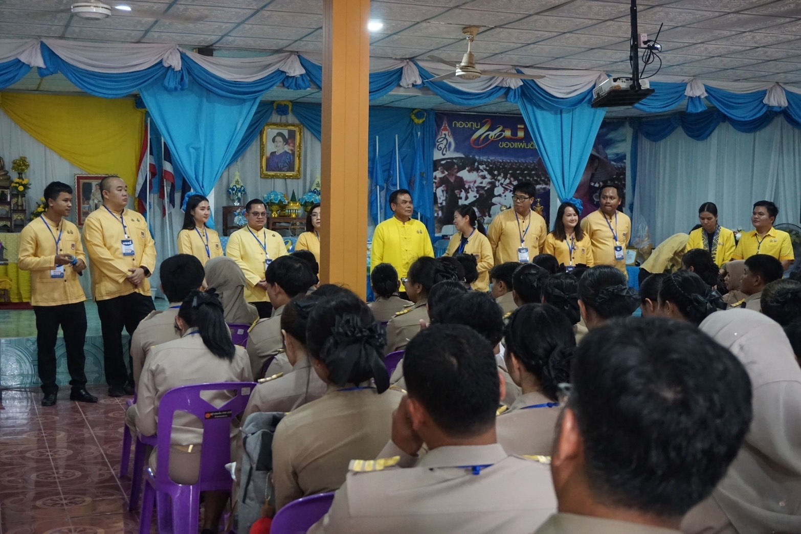 พช.ปราจีนบุรี จัดกิจกรรมสรุปผลการฝึกอบรมภาคสนาม และรับมอบพัฒนากรรุ่นที่ 128