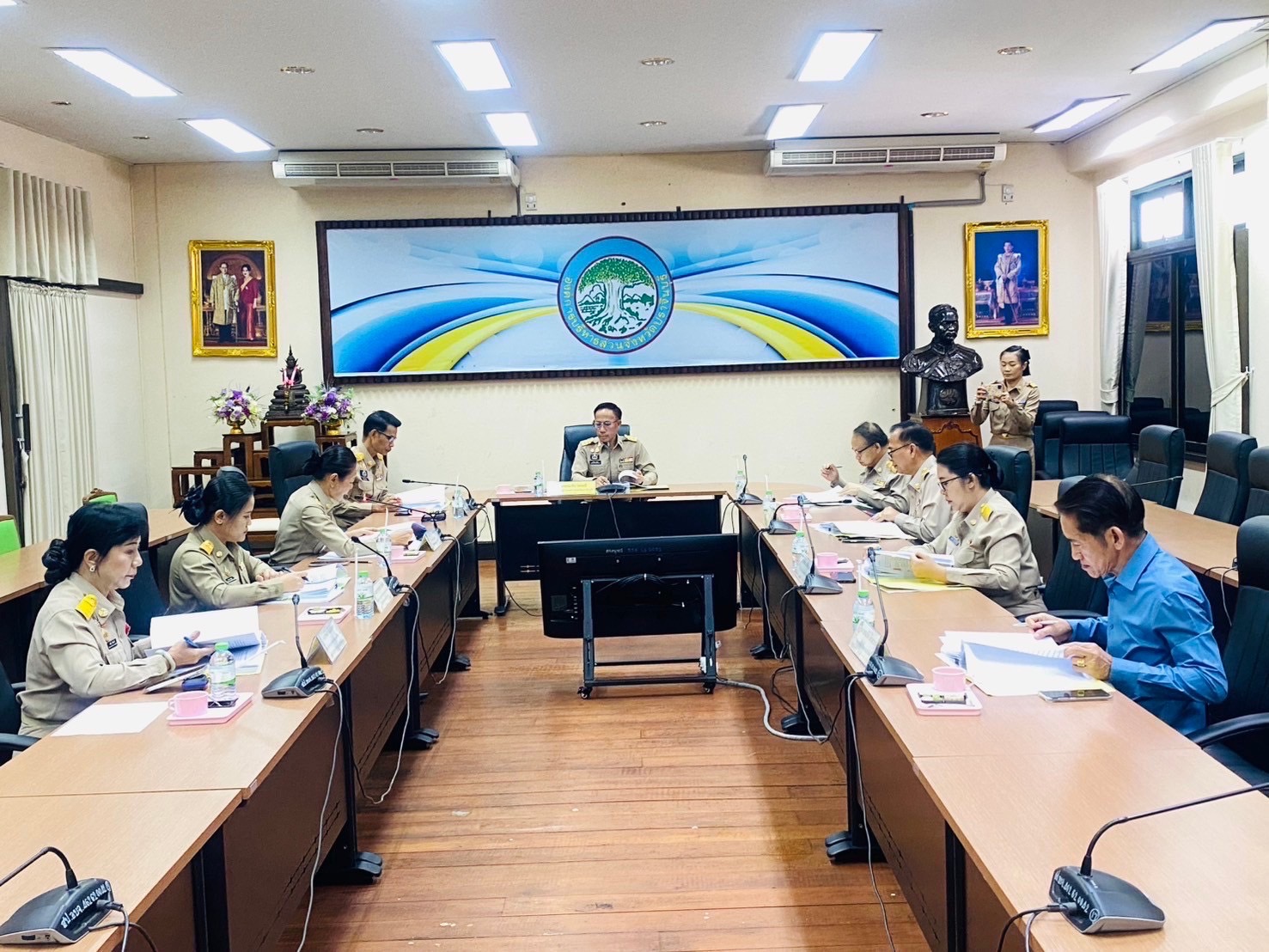 ”พช.ปราจีนบุรี เข้าร่วมการประชุมคณะกรรมการข้าราชการองค์การบริหารส่วนจังหวัด (ก.จ.จ.) จังหวัดปราจีนบุรี“