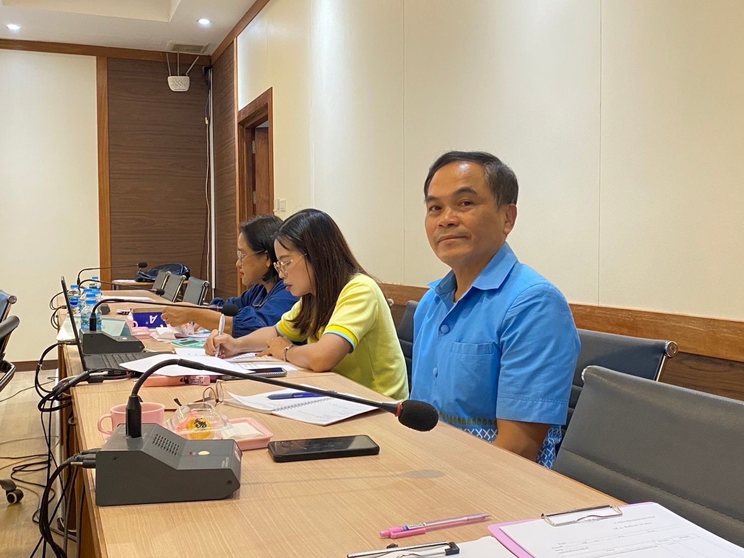 จังหวัดปราจีนบุรี จัดประชุมคณะกรรมการกลั่นกรองกองทุนพัฒนาบทบาทสตรี ครั้งที่ 1/2568
