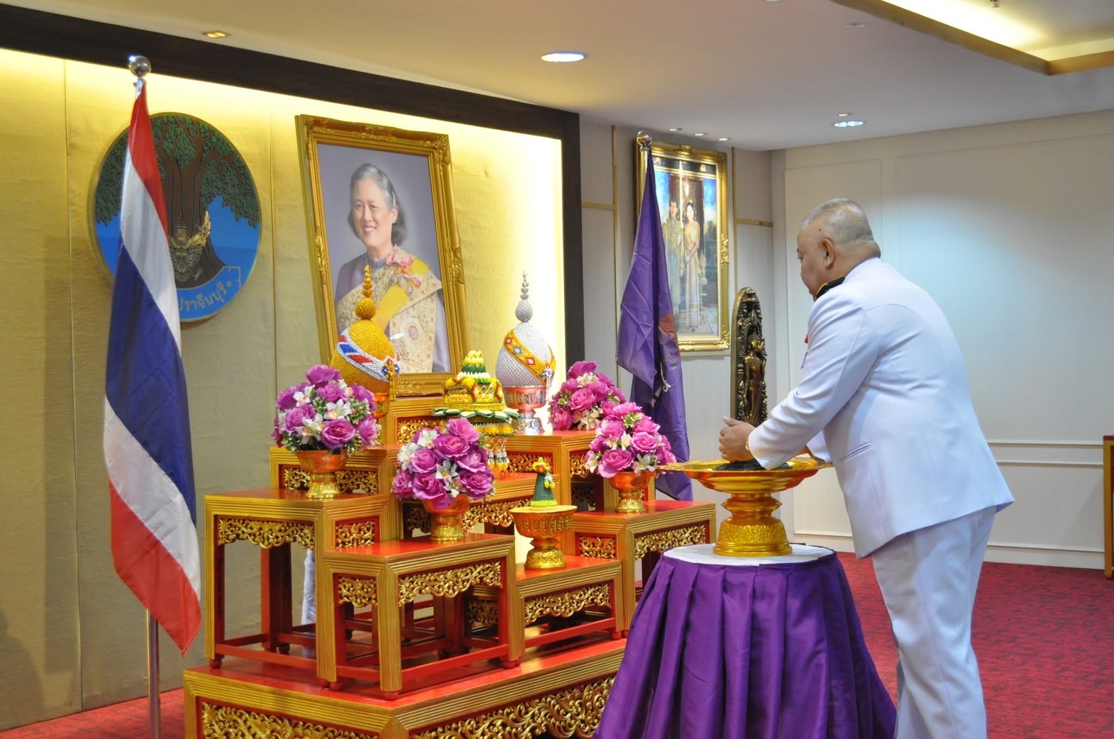พช.ปราจีนบุรี ร่วมกิจกรรมเนื่องในโอกาสวันคล้ายวันประสูติ สมเด็จพระเจ้าลูกเธอ เจ้าฟ้าสิริวัณณวรี นารีรัตนราชกัญญา 8 มกราคม 2568 และพิธีรับพระราชทาน พระพุทธสิรินธรเทพรัตน์มงคลภูวดลสันติ เบื้องหน้าพระฉายาลักษณ์ สมเด็จพระกนิษฐาธิราชเจ้า กรมสมเด็จพระเทพรัตนราชสุดาฯ สยามบรมราชกุมารี