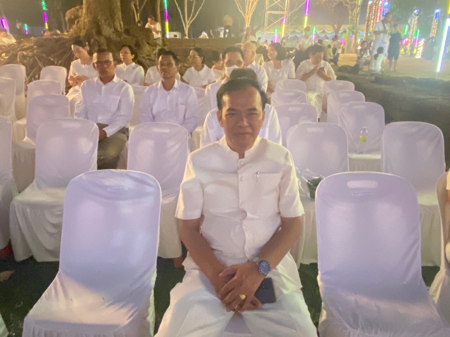 พจ.ปราจีนบุรี ร่วมพิธีเวียนเทียนสักการะรอยพระพุทธบาทคู่  ในวันมาฆบูชา วันสำคัญทางพระพุทธศาสนา เทศกาลมาฆปูรมีศรีปราจีน ครั้งที่ 39