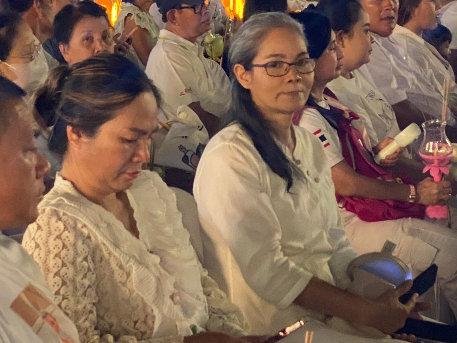 พจ.ปราจีนบุรี ร่วมพิธีเวียนเทียนสักการะรอยพระพุทธบาทคู่  ในวันมาฆบูชา วันสำคัญทางพระพุทธศาสนา เทศกาลมาฆปูรมีศรีปราจีน ครั้งที่ 39