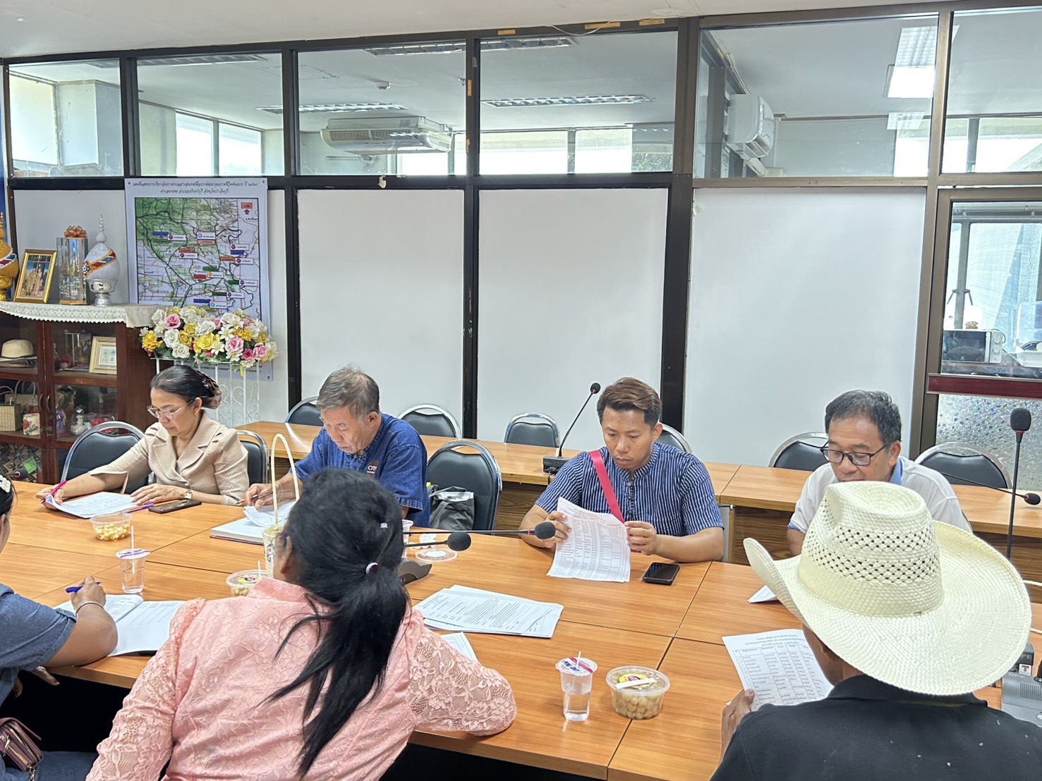 พจ.ปราจีนบุรี เป็นประธานในการประชุมคณะกรรมการเครือข่ายกลุ่มอาชีพ และผู้ผลิต ผู้ประกอบการ หนึ่งตำบล หนึ่งผลิตภัณฑ์ จังหวัดปราจีนบุรี