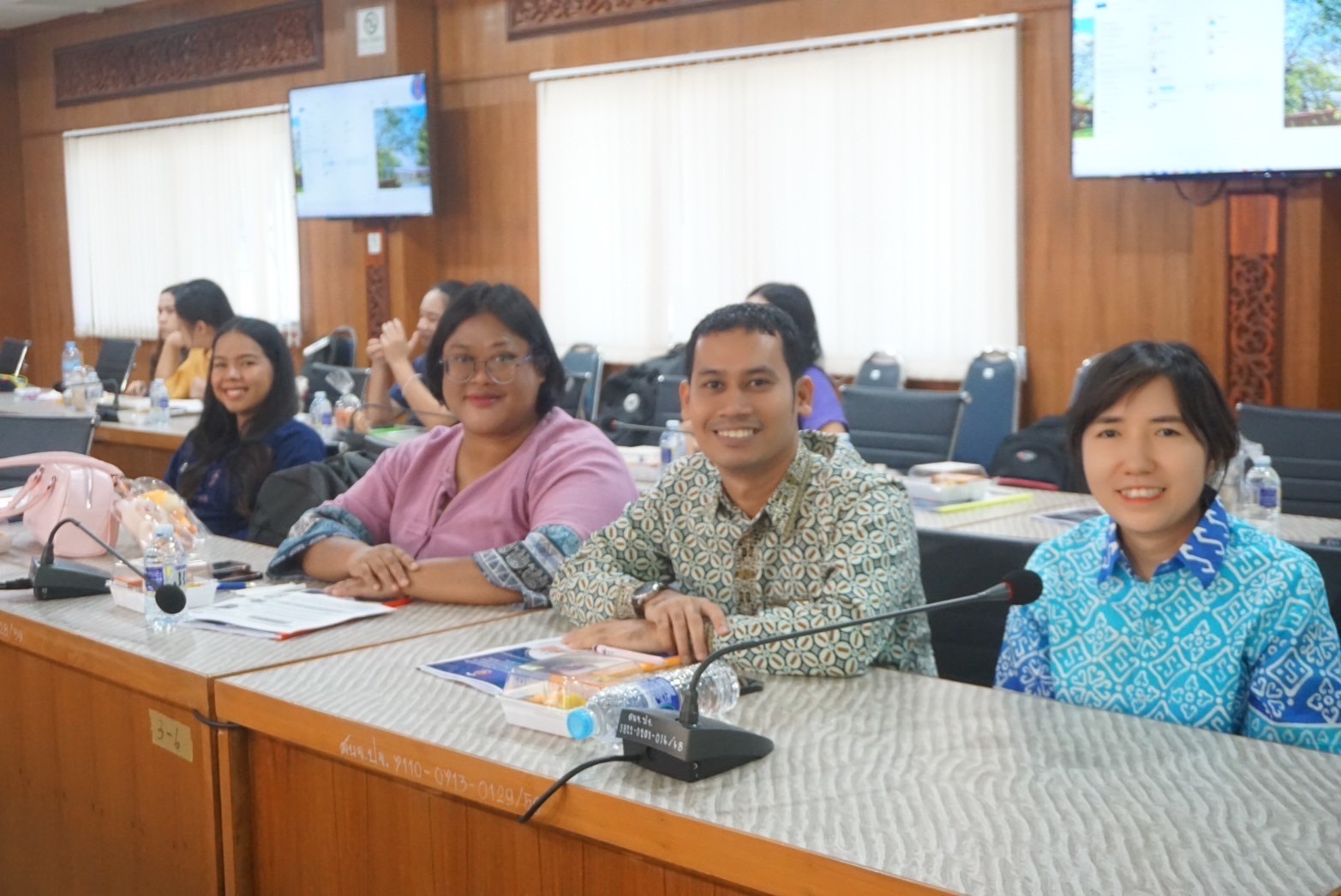 ”ผู้ว่าราชการจังหวัดปราจีนบุรี เป็นประธานในพิธีเปิดโครงการการดำเนินงานตามตัวชี้วัดตามมาตรการปรับปรุงประสิทธิภาพในการปฏิบัติราชการ และตัวชี้วัดการประเมินผลการปฏิบัติราชการ กรมการพัฒนาชุมชน ประจำปีงบประมาณ พ.ศ. 2568“